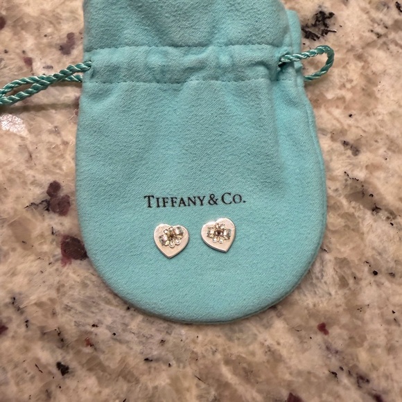 Tiffany & Co. Silver Heart Stud Earrings - Picture 7 of 8